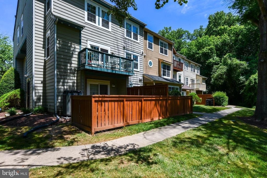 4849 River Valley Way - Photo 4