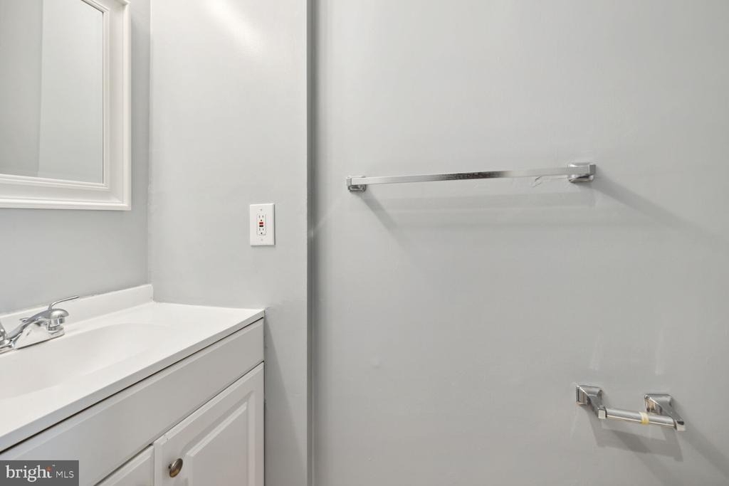 9406 Collette Way - Photo 12