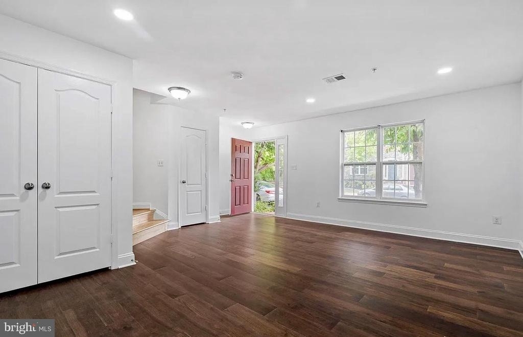 12710 Horseshoe Bend Circle - Photo 3