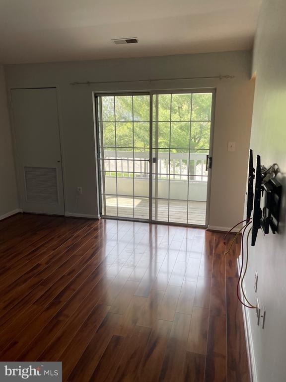 8371 Montgomery Run Road Se - Photo 16