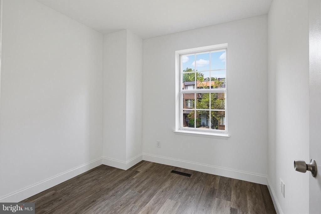 8769 Hayshed Lane - Photo 14