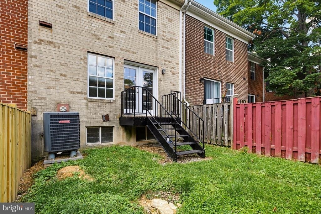 8769 Hayshed Lane - Photo 28