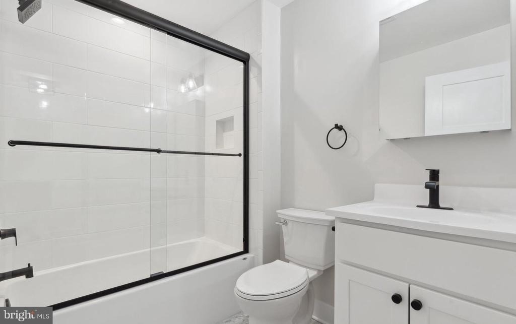 143 Bannister Avenue - Photo 8