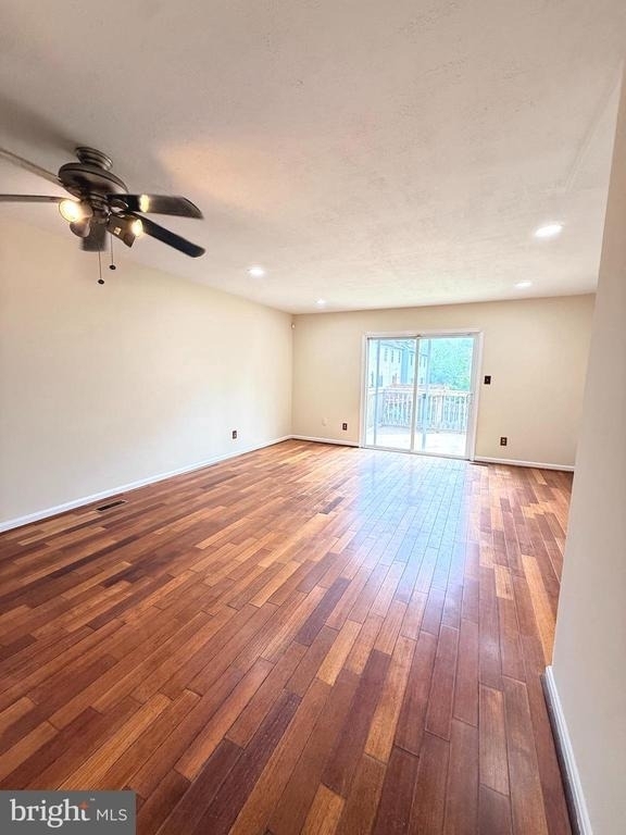 6957 Rockfield Road - Photo 5