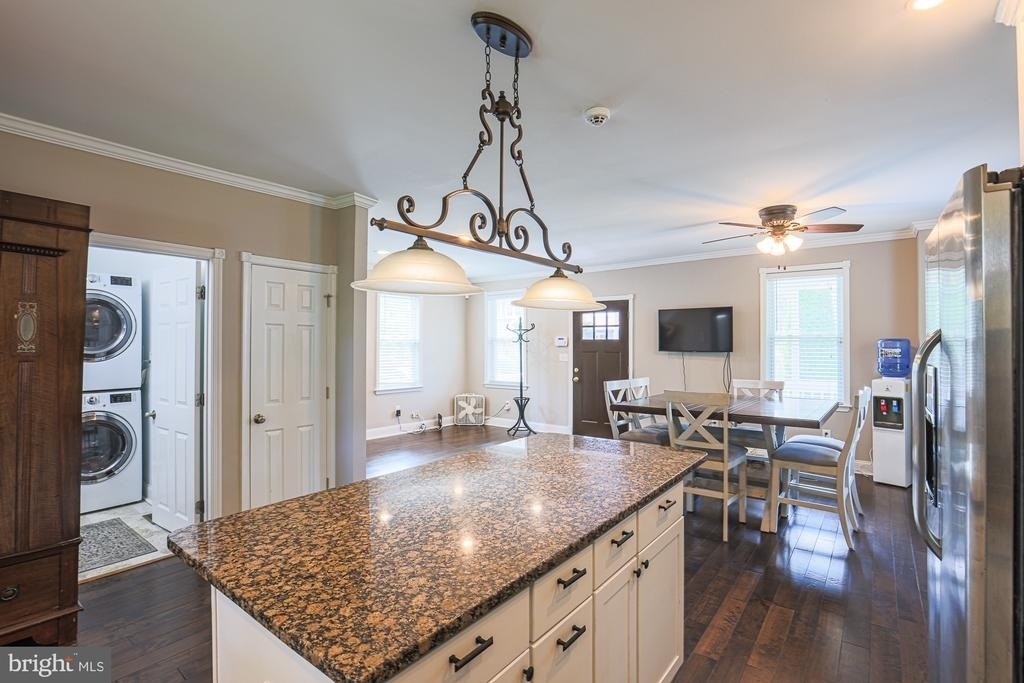 215 Clarendon Avenue - Photo 29
