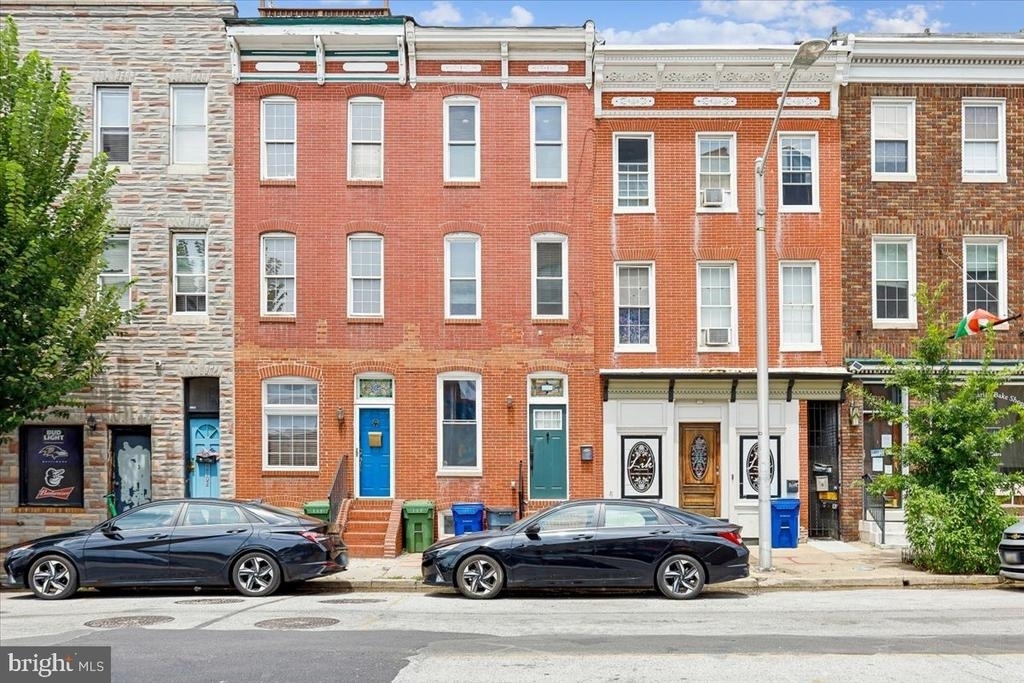 2106 Fleet Street - Photo 2