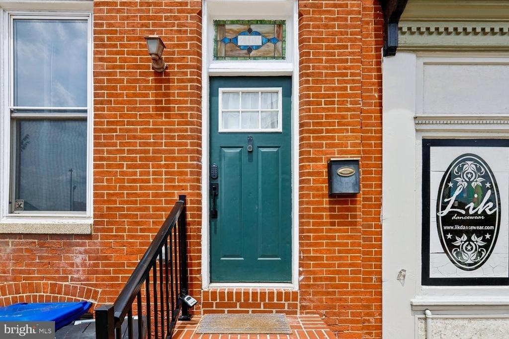 2106 Fleet Street - Photo 1