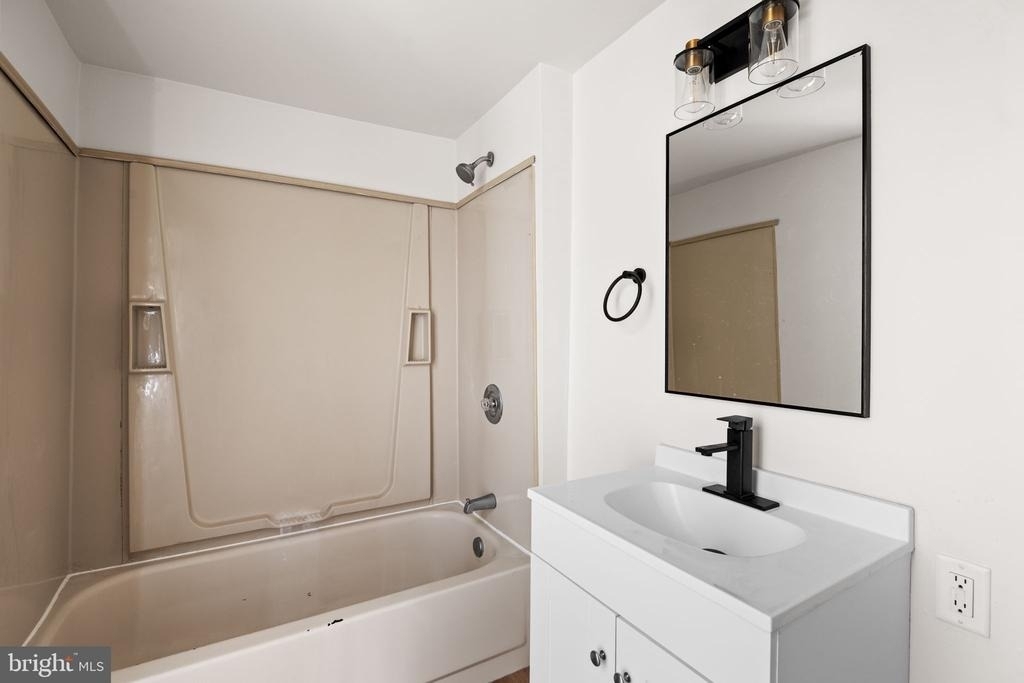 322 S Poppleton Street - Photo 12