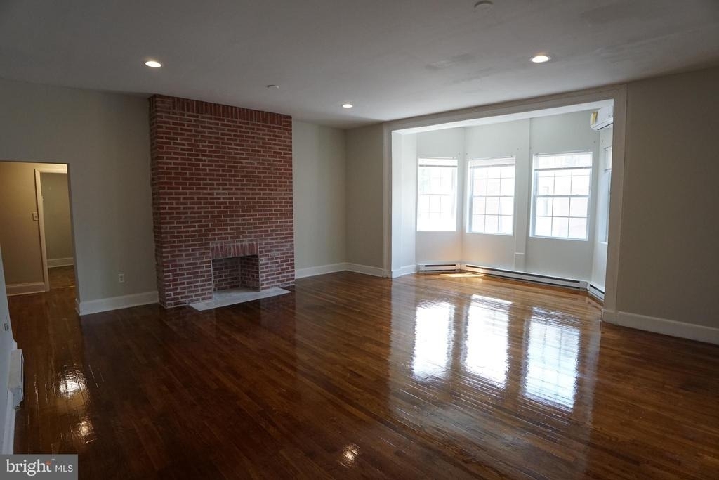 804 Cathedral St - Photo 0