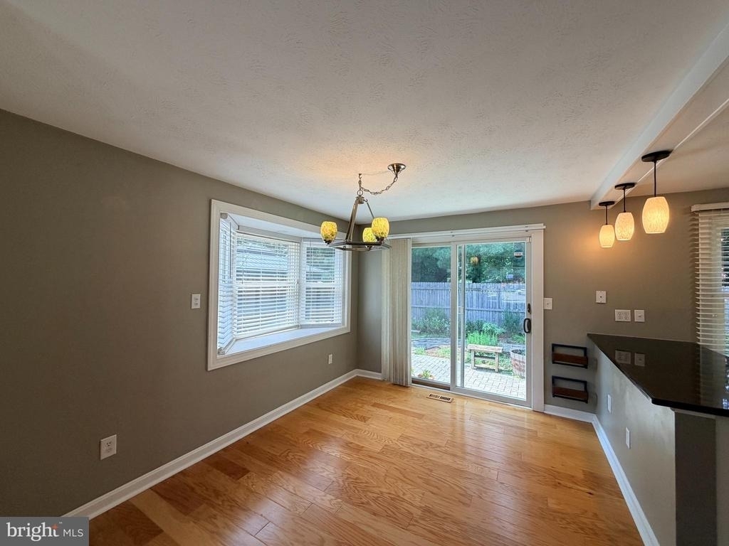 1458 Ashwood Court - Photo 3