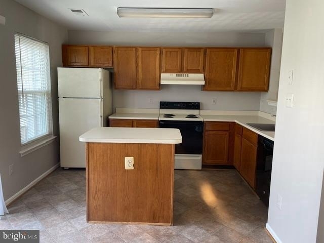 1578 Fallowfield Court - Photo 2