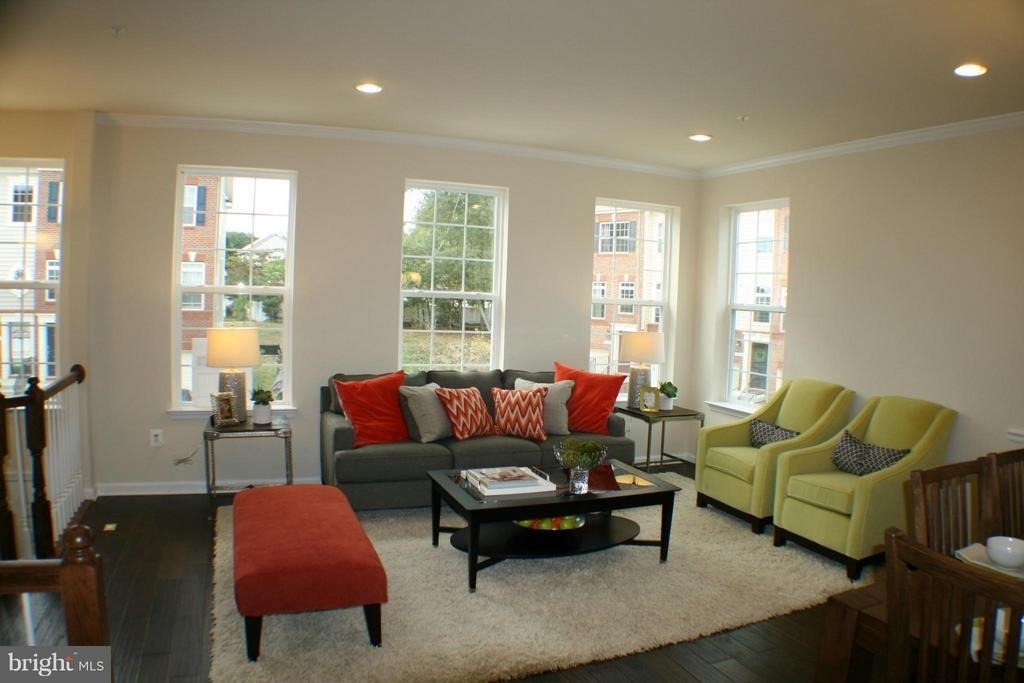 1610 Sun High Terrace - Photo 3