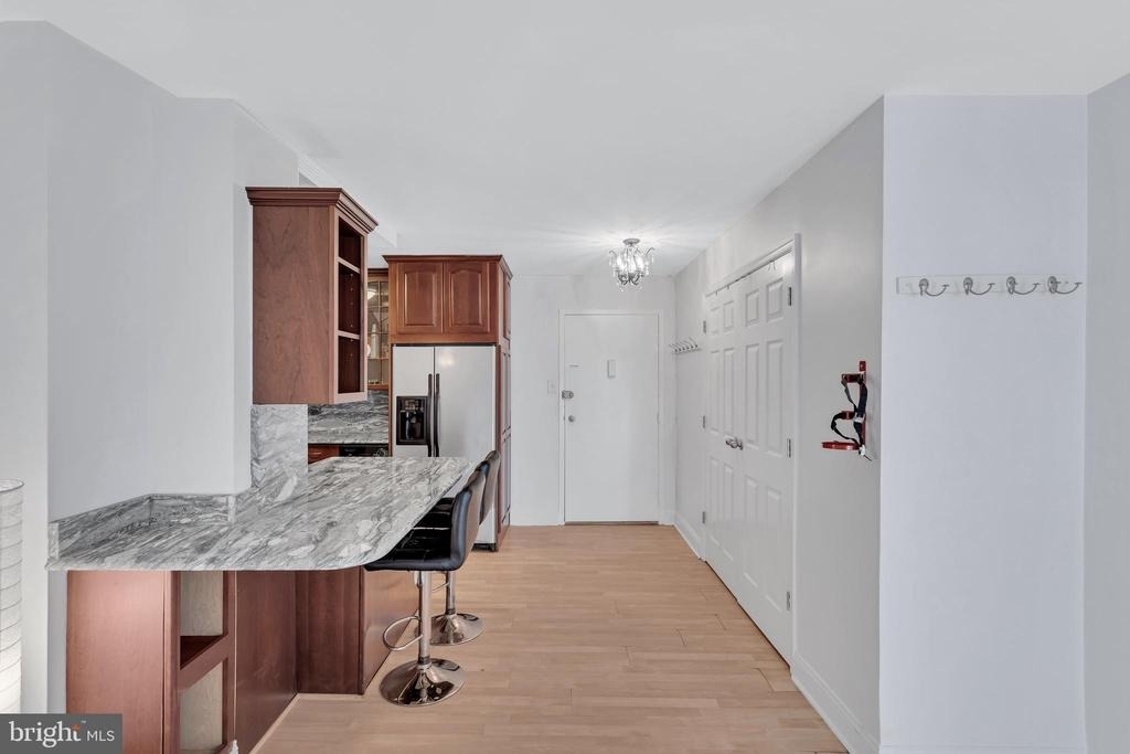 2401 H Street Nw - Photo 8