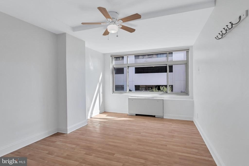 2401 H Street Nw - Photo 12