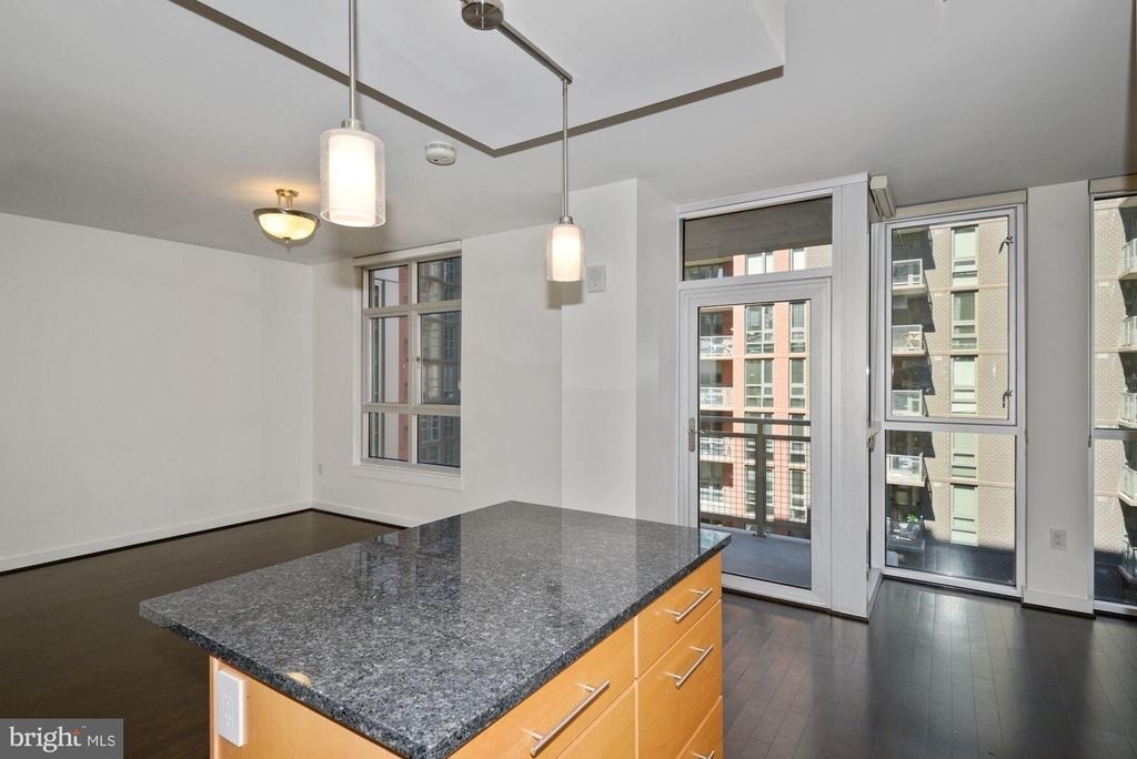 1025 1st Street Se - Photo 11