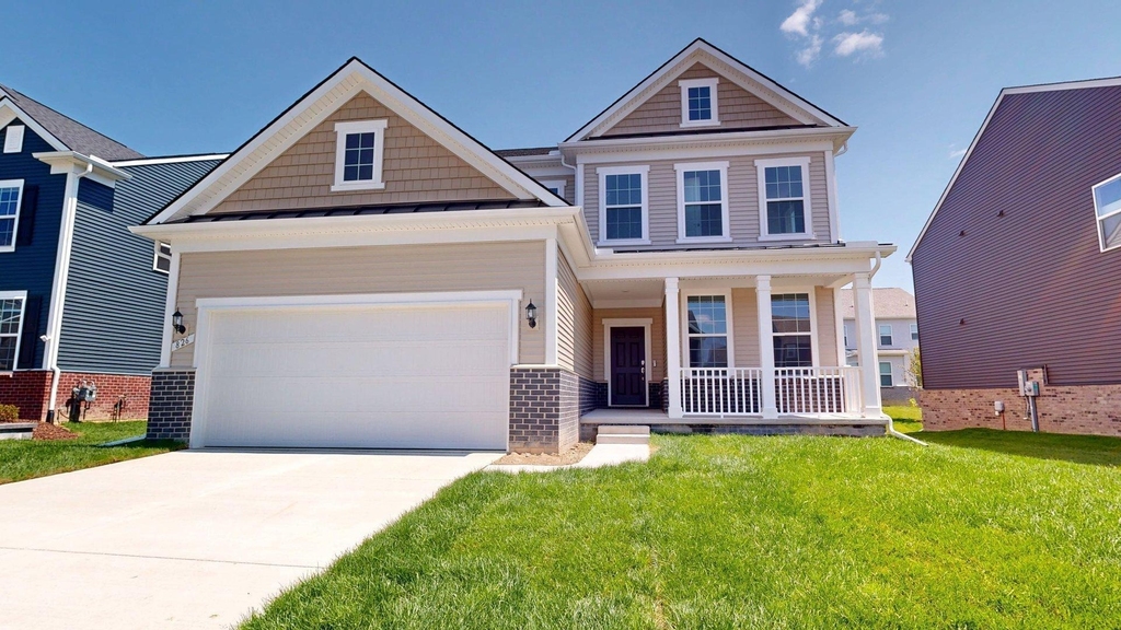 826 Kuss Drive - Photo 0