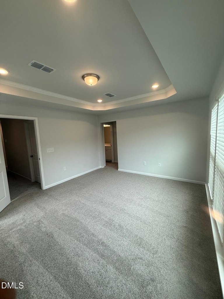 260 Ravenscraig Park Place - Photo 10