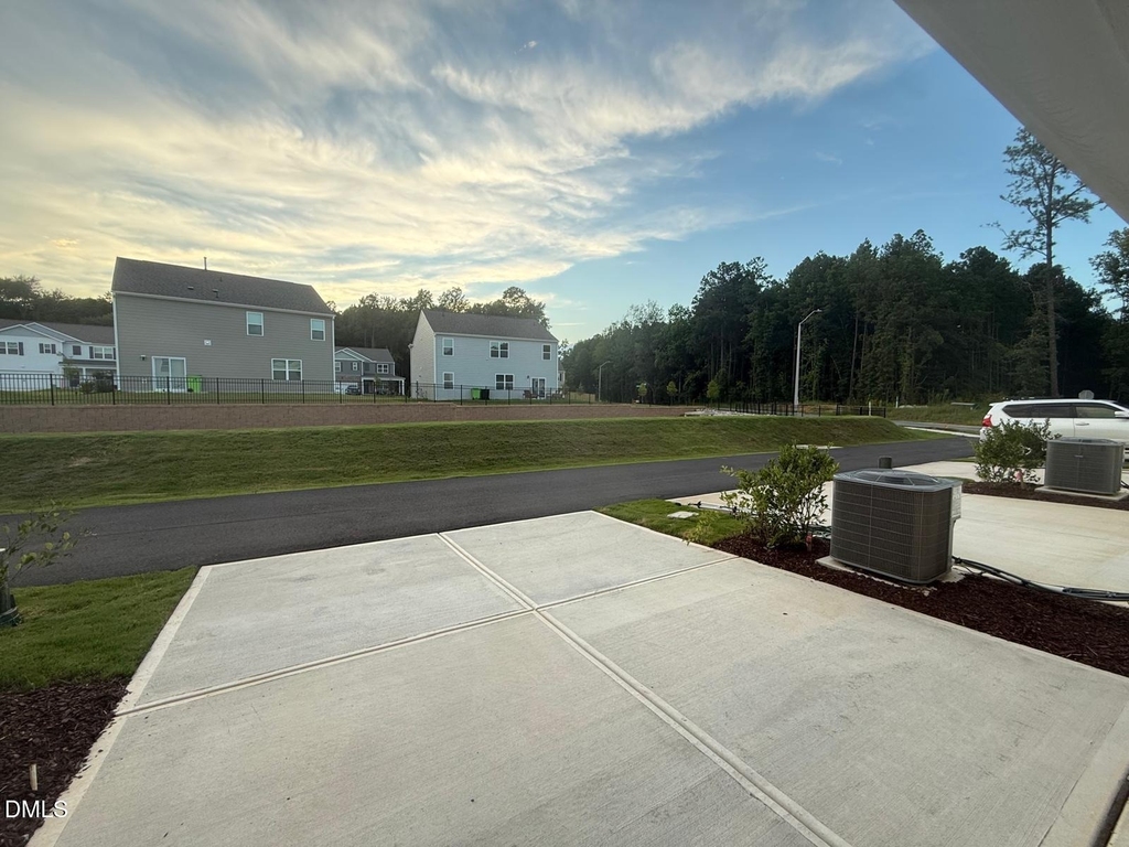 929 Sculptor Street - Photo 33