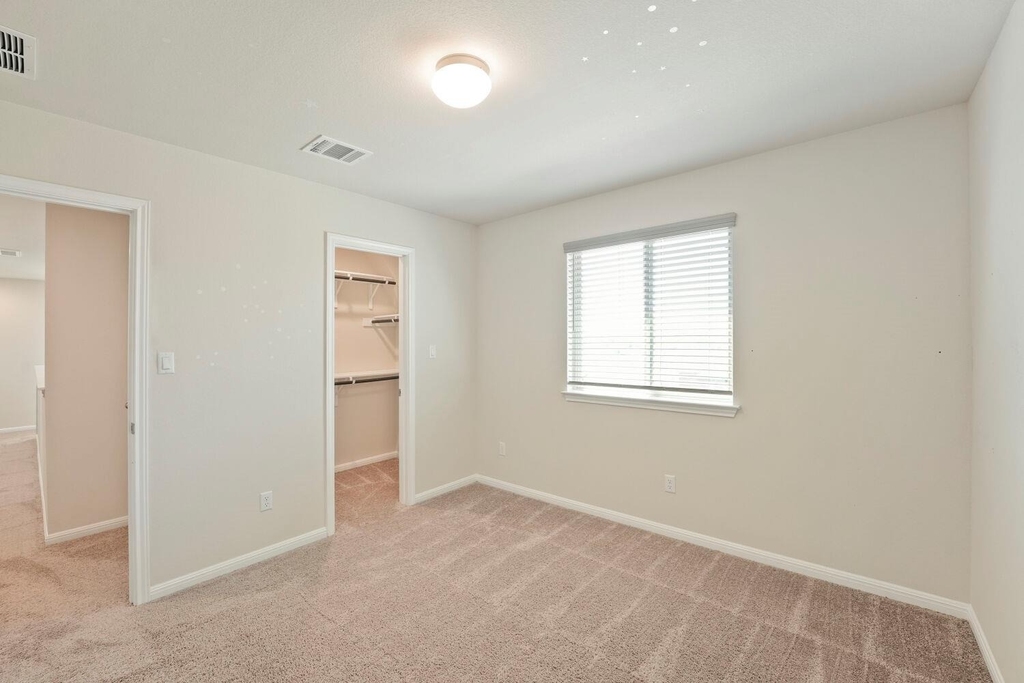 202 Driftwood Ln - Photo 12