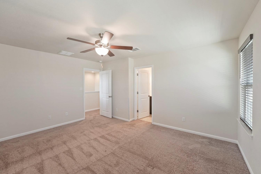 202 Driftwood Ln - Photo 14