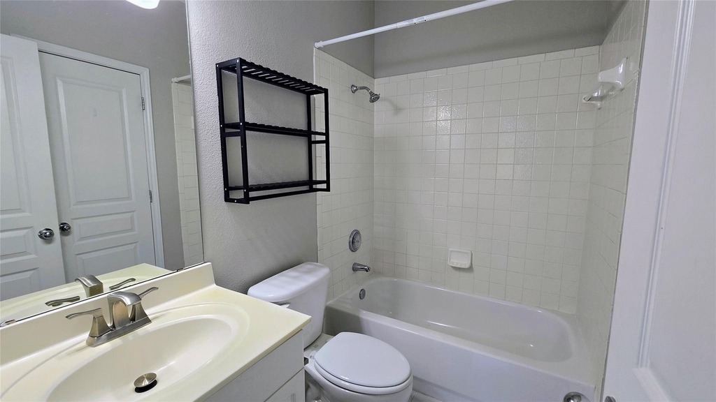 3300 Forest Creek Dr - Photo 18