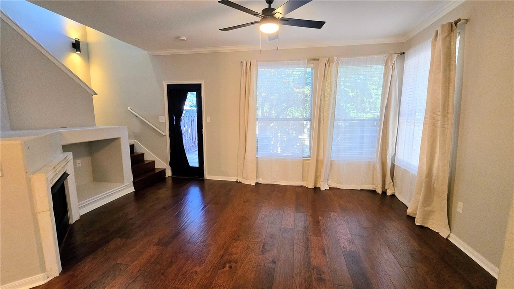 3300 Forest Creek Dr - Photo 3