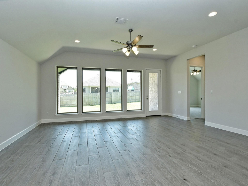 612 Jefferson Dr - Photo 5