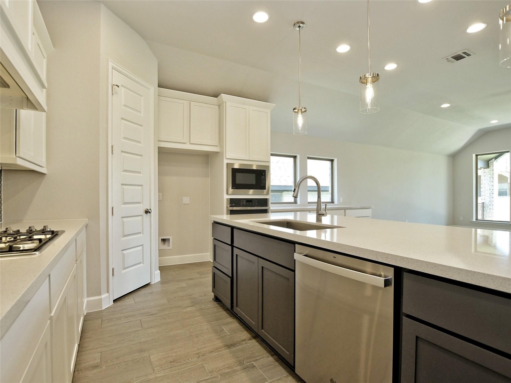 612 Jefferson Dr - Photo 10