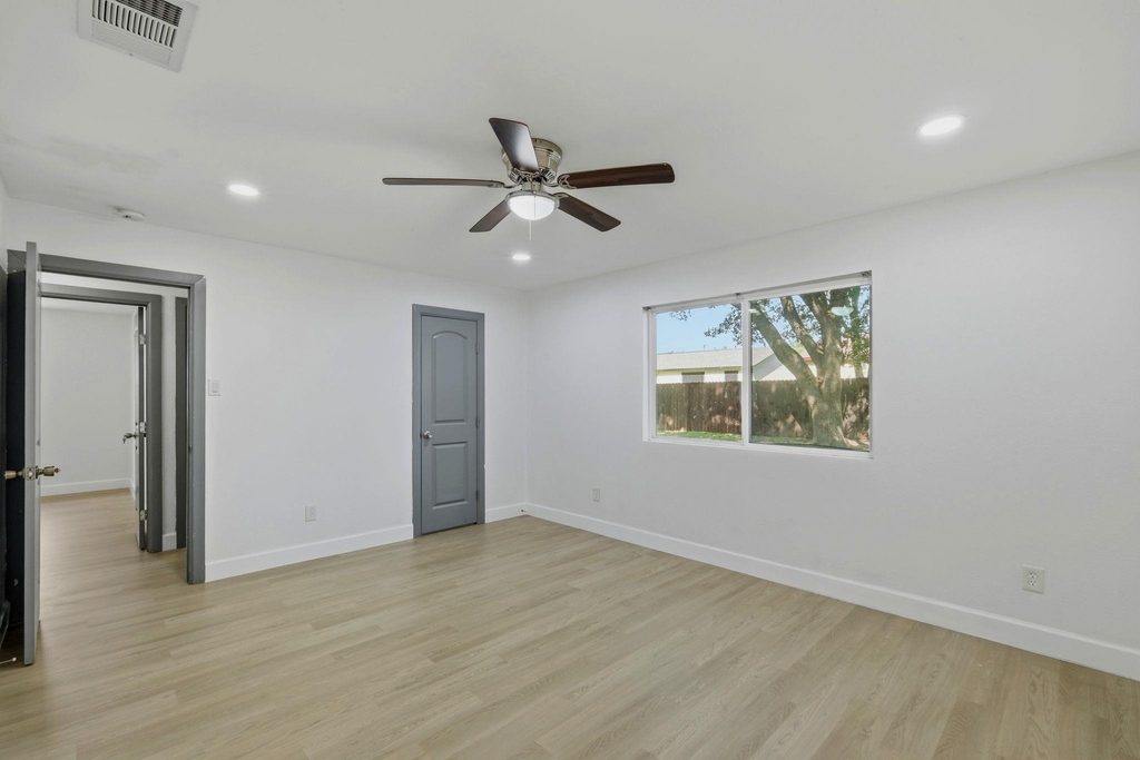 11104 Ptarmigan Dr - Photo 7