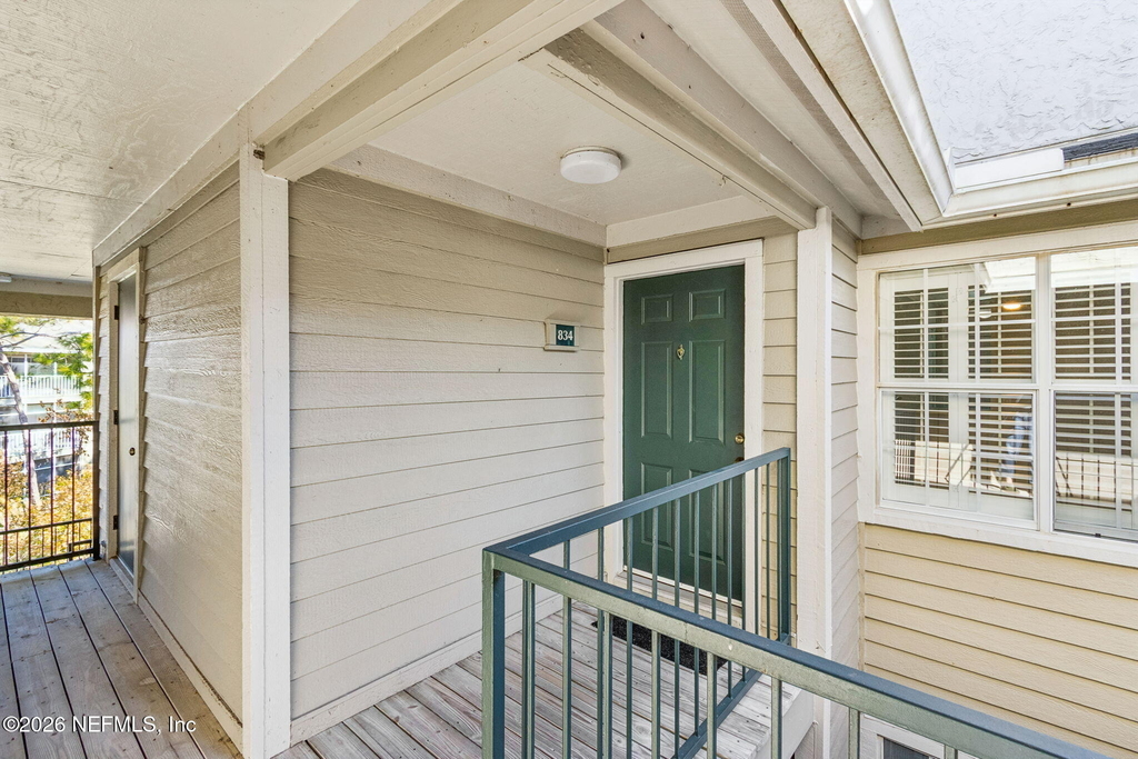 800 Ironwood Drive - Photo 4