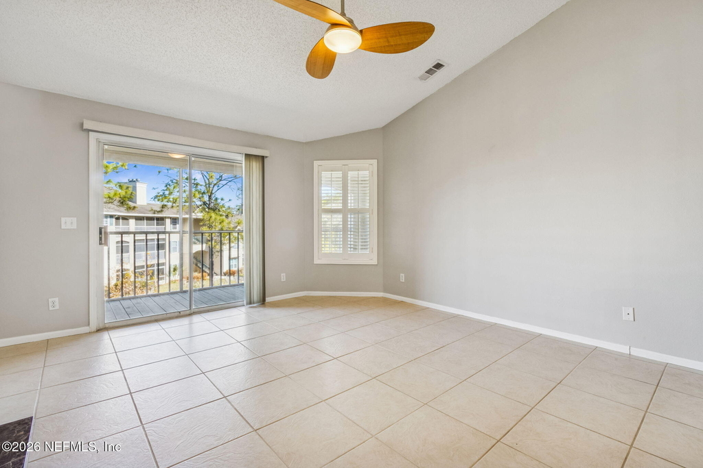 800 Ironwood Drive - Photo 6