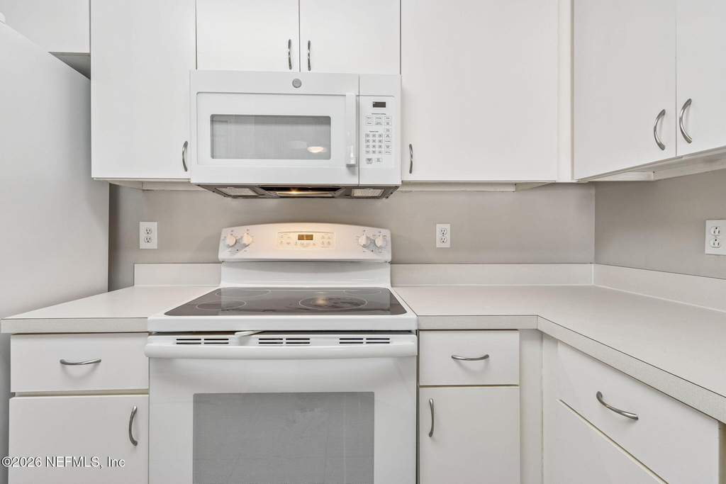 800 Ironwood Drive - Photo 14