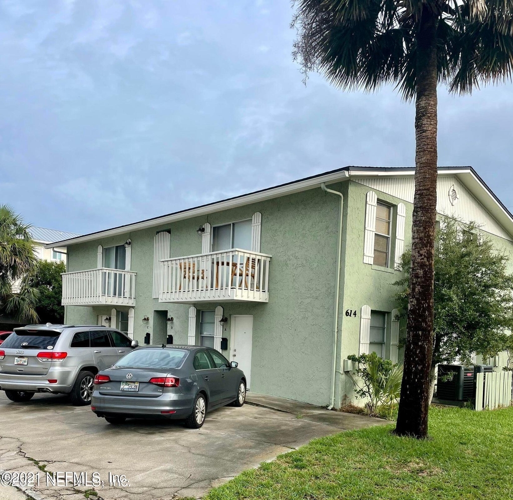 614 4th Street N - Photo 4