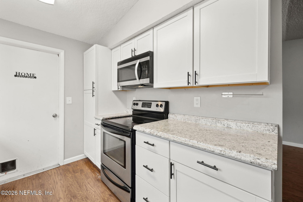 7600 Pheasant Run Drive - Photo 14