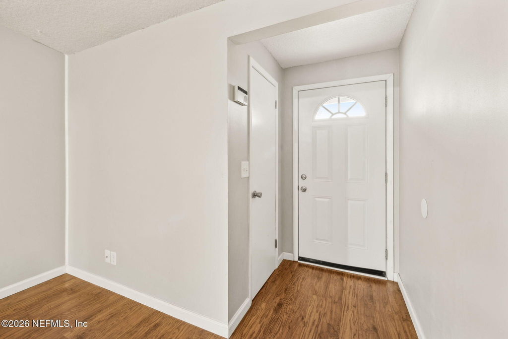 7600 Pheasant Run Drive - Photo 6
