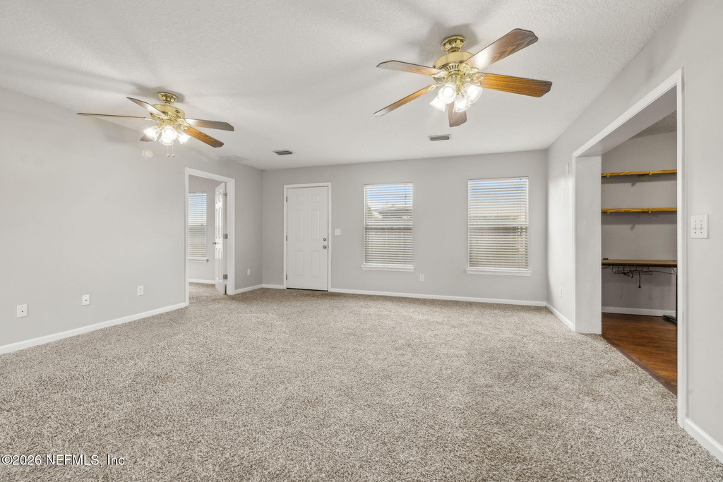 7600 Pheasant Run Drive - Photo 11