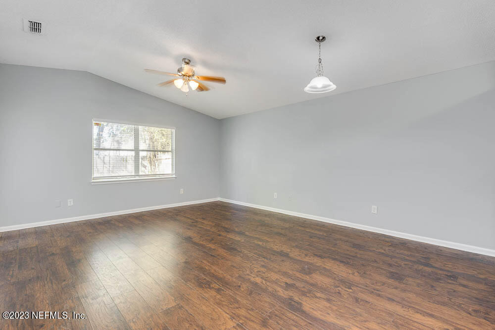 3811 Autumn Leaf Court - Photo 5