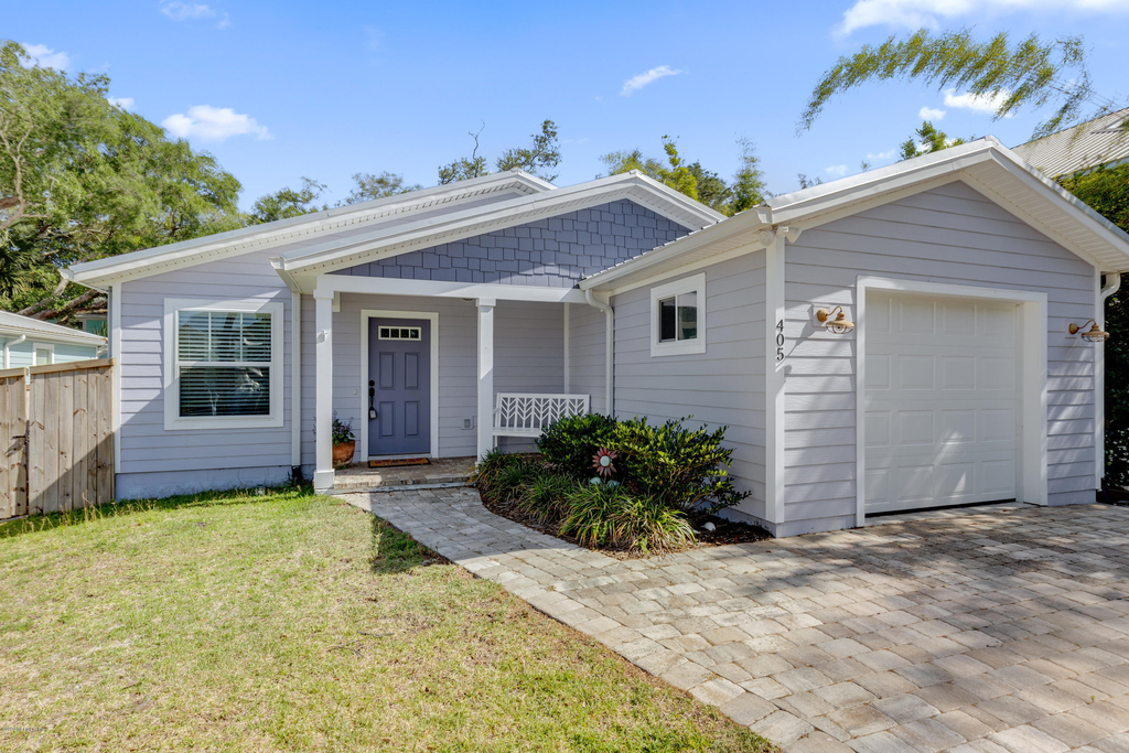 405 Second Street - Photo 1
