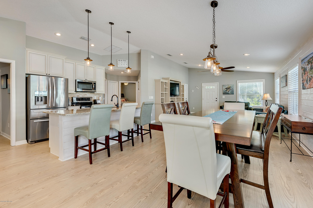 405 Second Street - Photo 8