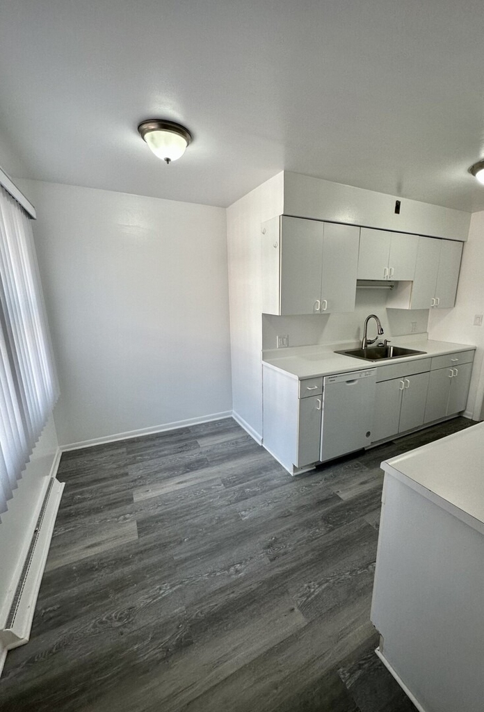 5452 Brummel Street - Photo 7