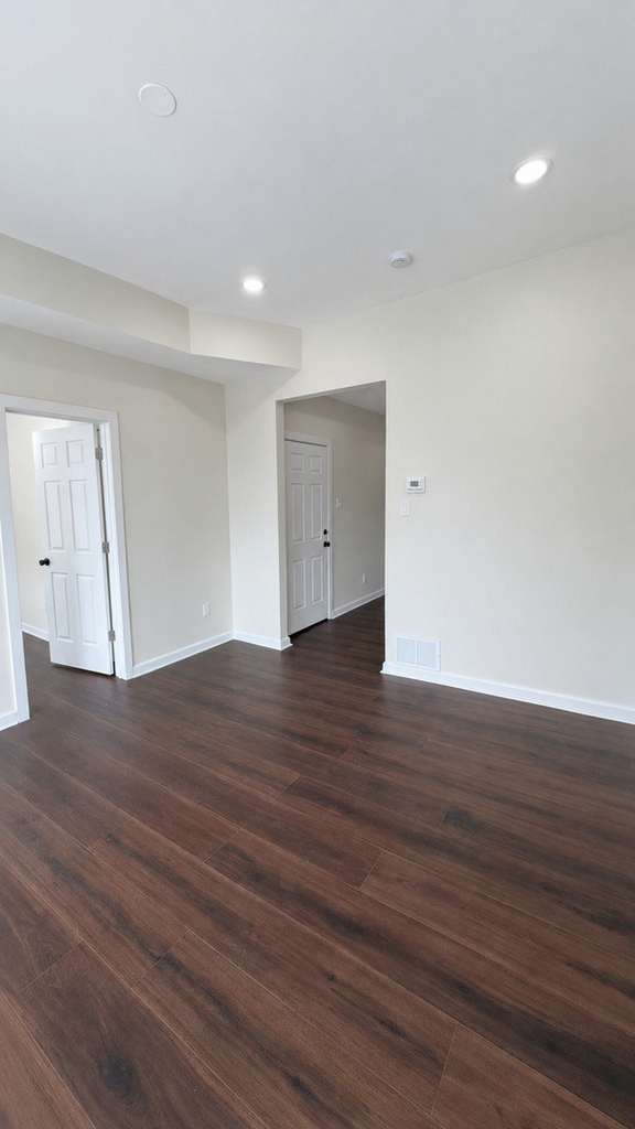 1141 S Saint Louis Avenue - Photo 18