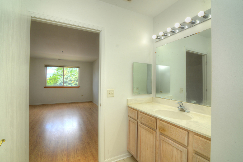 881 N Swift Road - Photo 7
