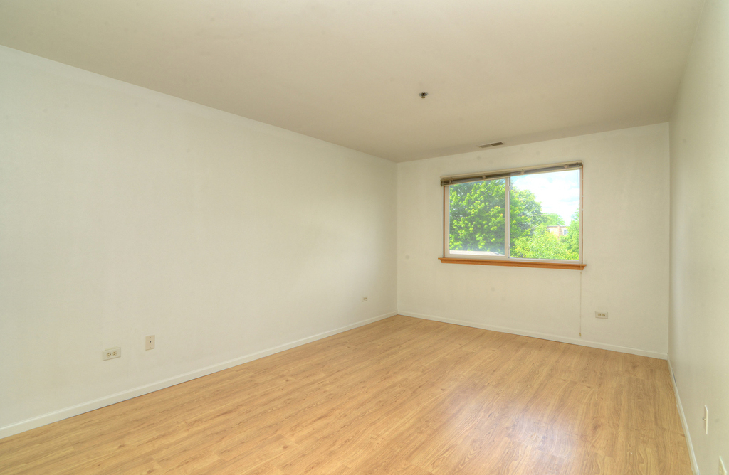 881 N Swift Road - Photo 3