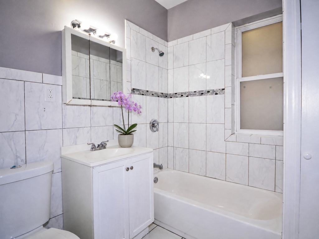 2719 W Belmont Avenue - Photo 5