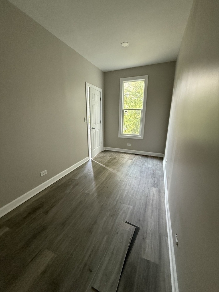 49 E 102nd Place - Photo 3