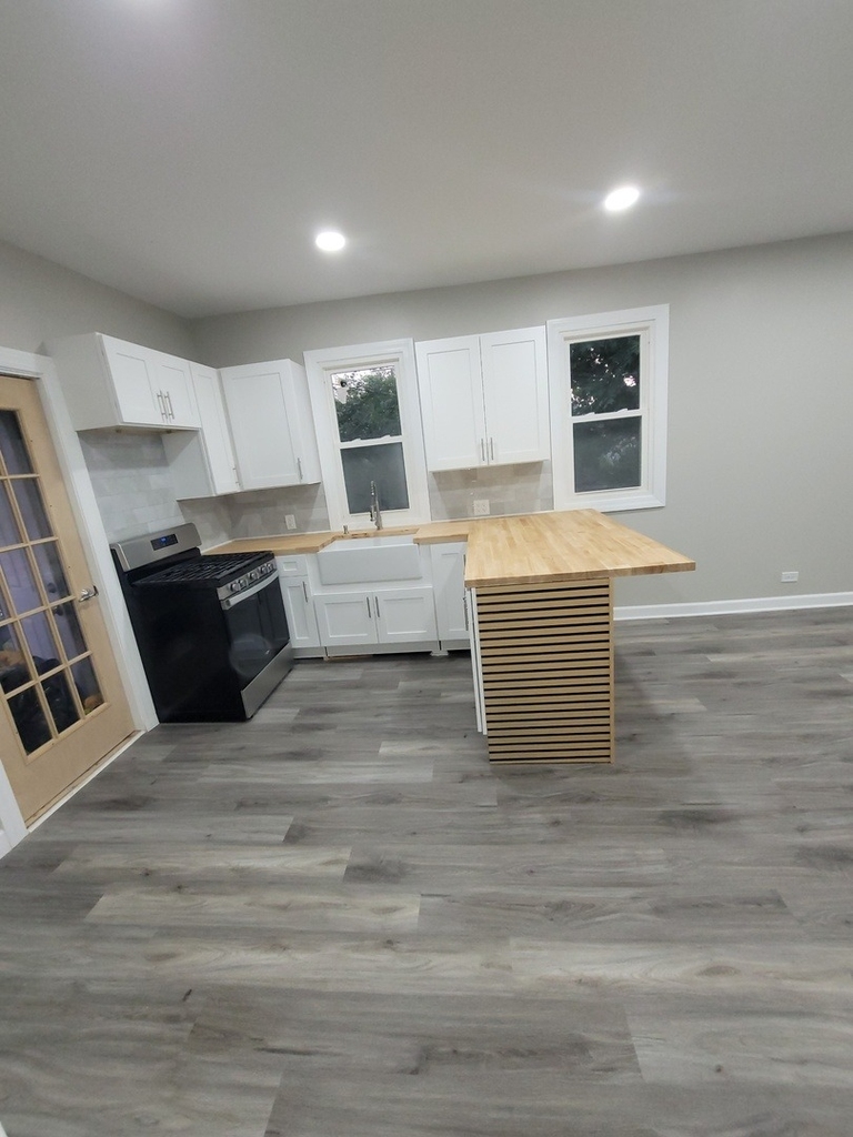 49 E 102nd Place - Photo 1