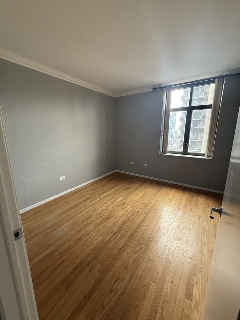 630 N State Street - Photo 16