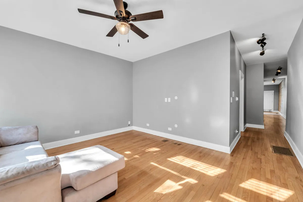 3208 W Wabansia Avenue - Photo 1