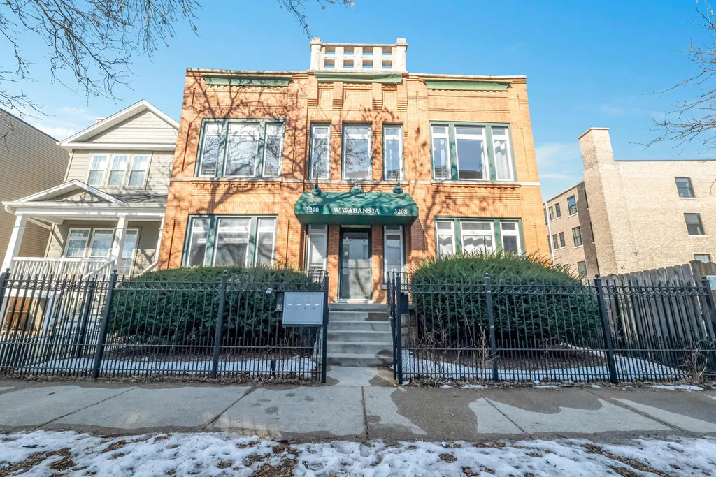 3208 W Wabansia Avenue - Photo 0