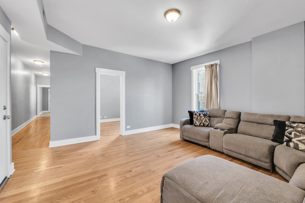 3208 W Wabansia Avenue - Photo 7